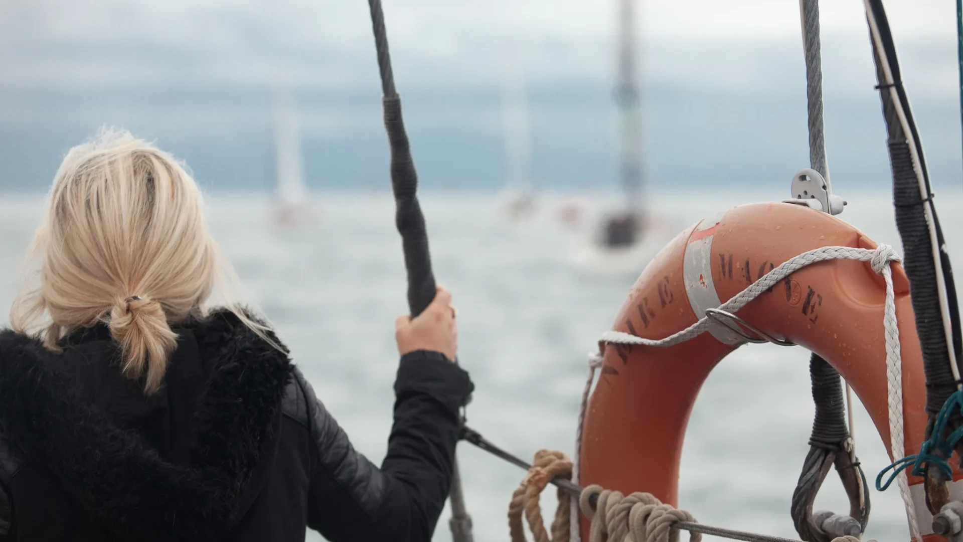 femme bateau