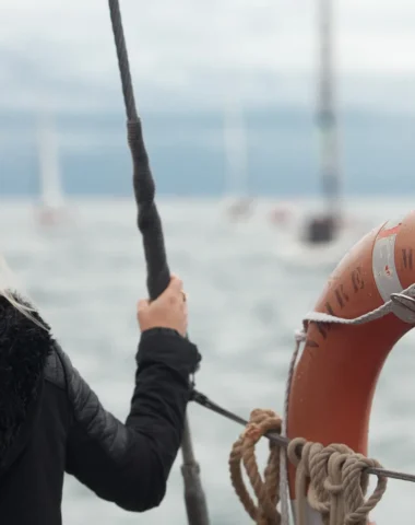 femme bateau